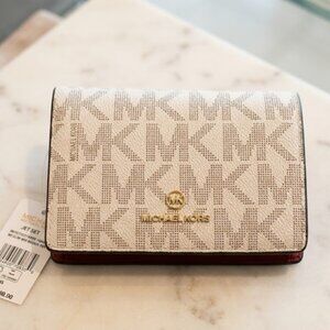 Michael Kors Jet Set Charm Medium Vanilla NWT